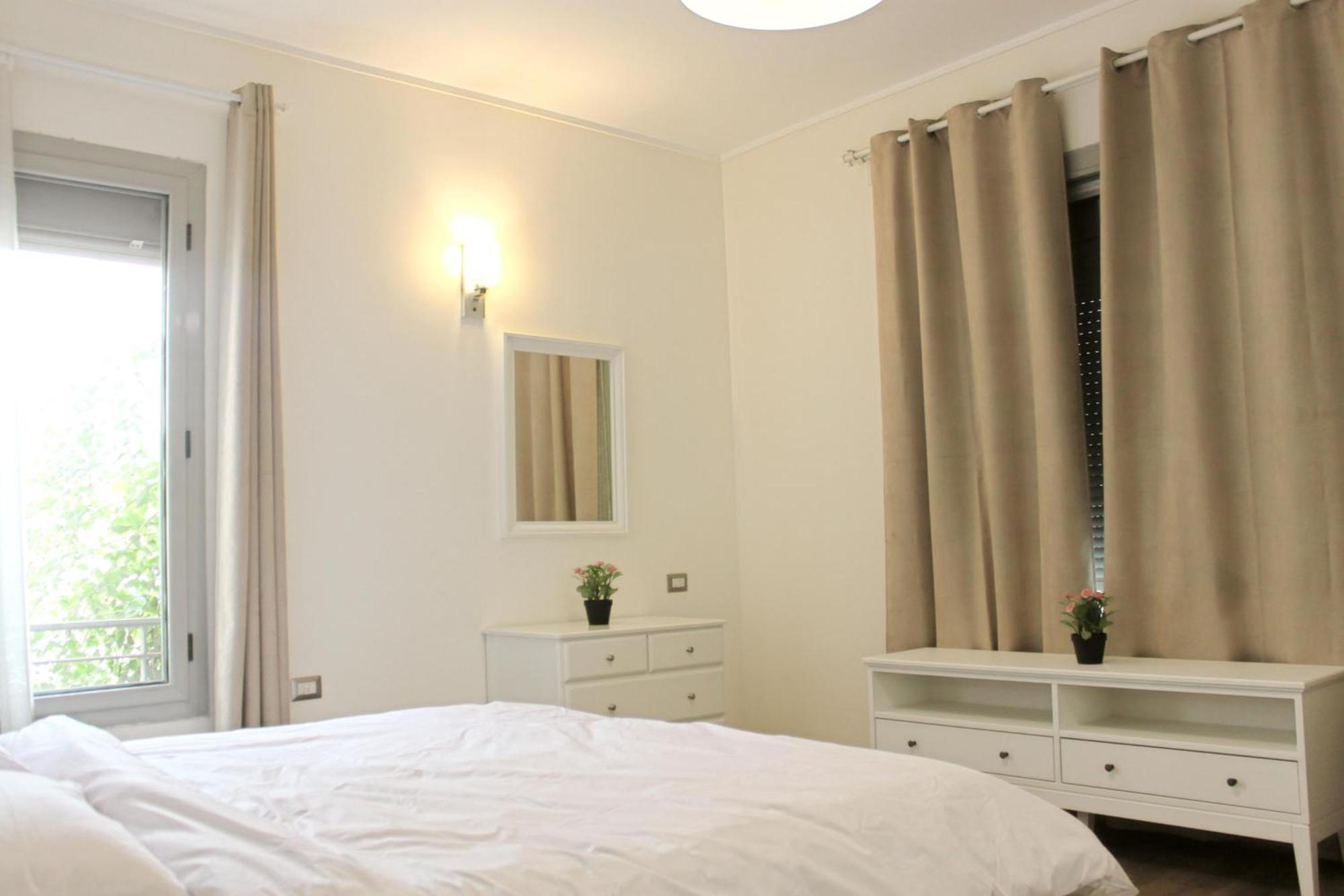 Modern 1br In Palm Hills Near Auc New Cairo